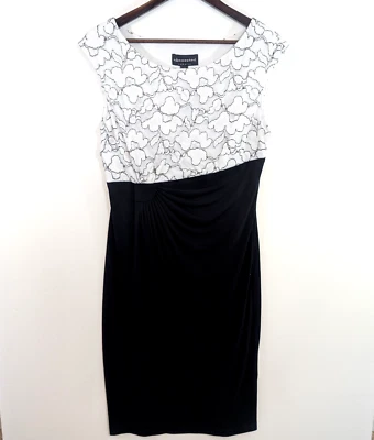Connected Sheath Dress Size 12 Colorblocked Off White Black Lace Bodice Ruched - Image 1 of 4
