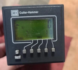 Durant E42DP50 Timer Multi-Functioning LCD Panel Mounting - Picture 1 of 3