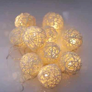 White Wicker Rattan Ball LED Light Wedding Table centerpiece 2m Long Battery Pwr - Picture 1 of 7