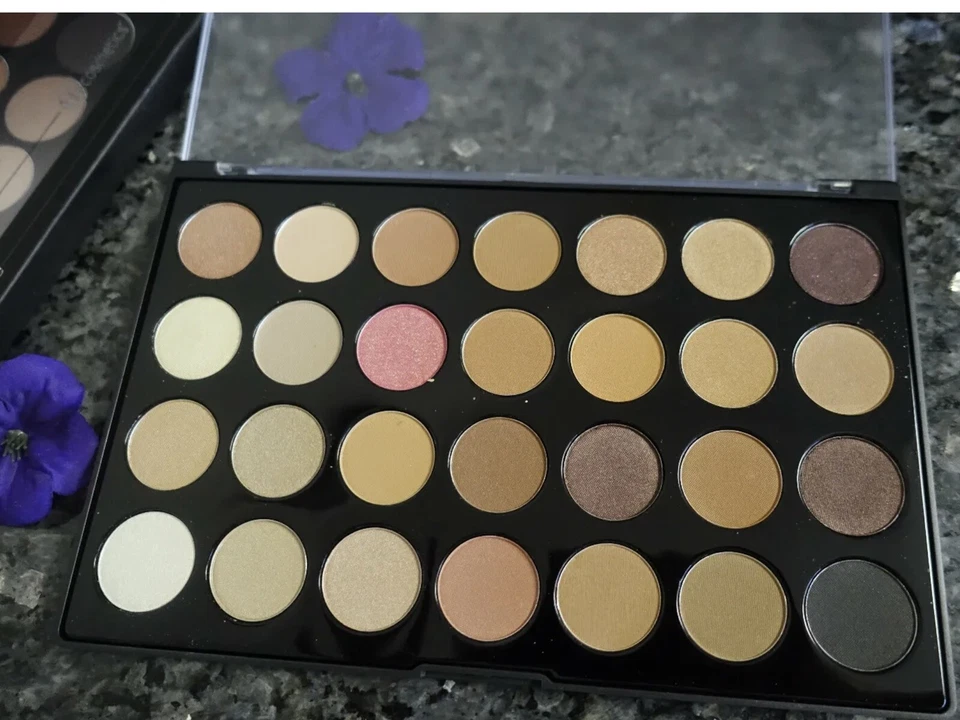 bh cosmetics neutral eyes 28 color eyeshadow palette new in box full size  - Image 1 of 2