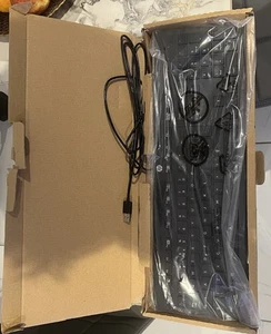 HP USB Slim KB Win 8 UK Wired USB-A QWERTY Keyboard - Black BNIB! Brand new - Picture 1 of 4