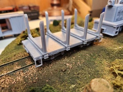 Set Of 2 On30 16' Flat Cars With Log Bunks 3D Printed Kit - Image 1 of 4