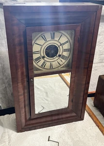 ANTIKE WANDUHR UM 1800 H. WELTON & COMPANY LÄUFT, MIT SCHLÜSSEL wie abgebildet - Bild 1 von 7