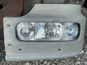 Hauptscheinwerfer links für Mercedes Benz ATEGO inkl Eckteil gebr - Bild 1 von 7