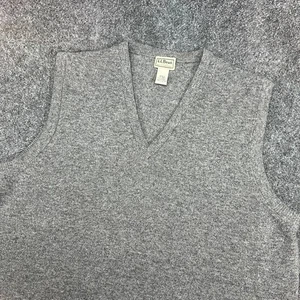 Vintage L.L. Bean Men’s V-Neck Sweater Vest | 100% Lambswool | Gray | Size L Reg - Picture 1 of 11