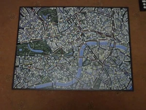 SPARE PLAYING BOARD FOR SCOTLAND YARD BY RAVENSBURGER VGC - Picture 1 of 2