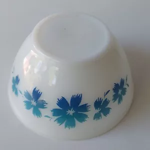 Australian Pyrex Blue Cape Tulip Small Mixing Bowl In Fantastic Condition - Picture 1 of 11