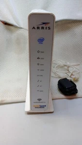 ARRIS SURFboard SVG2482AC Cable Modem Router 3-in-1 Internet, Wi-Fi & Voice - Picture 1 of 7
