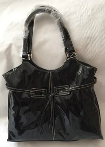The Sak elegante kleine Handtasche aus schwarzem Lackleder NEU - Bild 1 von 6
