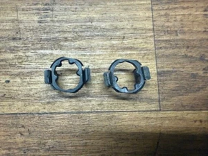 BMW E36 SWRA Blenden Buchse Nierenblech links & rechts - Bild 1 von 2