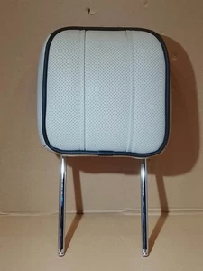 Range Rover L322 3.6 Vordersitz Kopfstütze Kopfstütze gelocht creme Leder DE - Bild 1 von 6