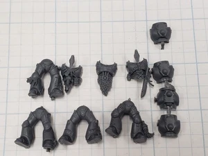Warhammer 40k Space Wolves ARMORY Bits Wolf Pack Engraved Torso Legs Lot AR06 - Picture 1 of 5