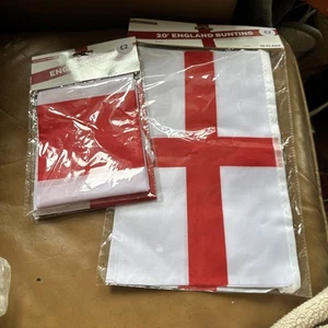 Bin Large St George Wimpelkette 10 Fahnen Fußball 20" + 2 große Fahnen - Bild 1 von 7