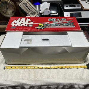 Action 1:9 Die Cast 2000 MAC Tools NHRA US Nationals Pro Stock Drag Bike & Case - Picture 1 of 9