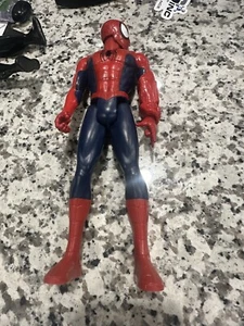 Marvel Amazing Spider-Man Titan Hero Series Modellino Alto 11" (Blu Scuro) * - Foto 1 di 4
