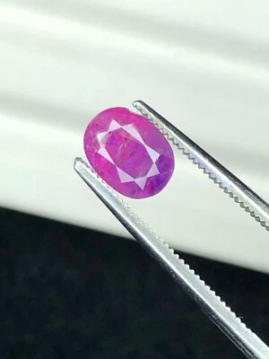 1.55 Ct Beautiful corundum ruby loose gemstone From Afghanistan - Image 1 of 4