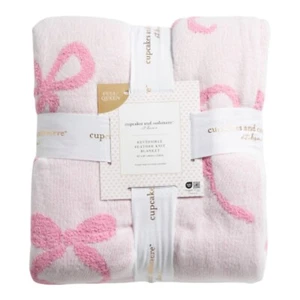 CUPCAKES & CASHMERE Pink Bow Reversible Feather Knit Blanket QUEEN~ Coquette NEW - Picture 1 of 5
