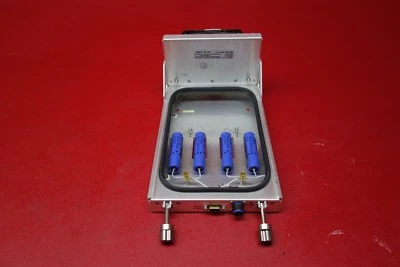 Bandeja de montaje de unidad de radio Raytheon PN 724868 Foto 1 de 4