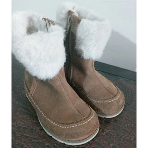 Girls Clarks First Boots with Faux Fur Cuff Dabi Petal Size 6.5W - Picture 1 of 6