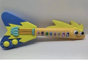 Baby Shark's Big Show! Eel-ectric Guitar, Lights & Sounds Musical Toy Pre-Owned - Picture 1 of 4