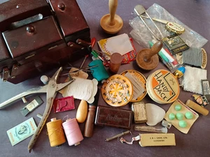 Job Lot - Vintage Haberdashery / Sewing / Pins / Etui / Box / Thread (B1486) - Picture 1 of 23
