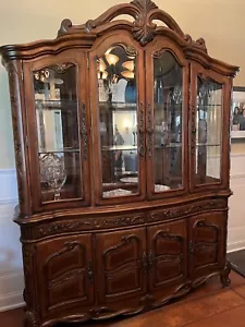 Beautiful Signature Series formal dining room set by  Michael Amini - Picture 1 of 10