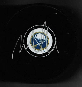 Autographed MATT MOULSON Buffalo Sabres Hockey Puck - w / COA - Picture 1 of 1