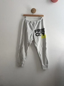 Felpa Free City Cropped Taglia Large - Foto 1 di 8