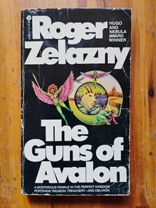 Vintage PB Guns of Avalon by Roger Zelazny (1976, Mass Market) - Picture 1 of 3