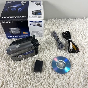 Sony Handycam Hybrid Plus DCR-DVD 850 60X Zoom Touch Screen Tested - Picture 1 of 11