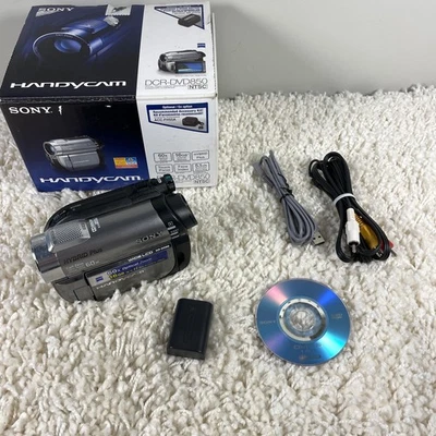 Sony Handycam Hybrid Plus DCR-DVD 850 60X Zoom Touch Screen Tested - Image 1 of 4