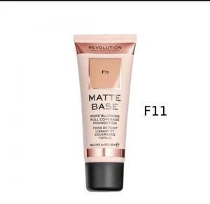 Pack 12 Makeup Revolution Matte Base Foundation - F11 (28ml) - Picture 1 of 6