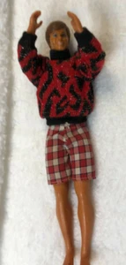 Vintage 1983 Ken Puppe Barbie Freund mit Kleidung mit Druckknöpfen - Bild 1 von 10