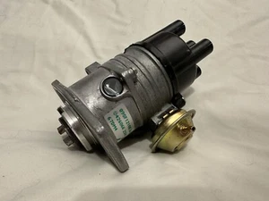 FORD CVH ENGINE DISTRIBUTOR LUCAS 89SF12100BA 42606K 2500 67DM4 NEW OLD STOCK - Picture 1 of 7