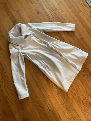 Chaqueta Abrigo Largo Bandolera Cremallera Crema Talla Pequeña Fig Clothing Metro Foto 1 de 4