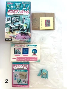 Re-Ment Japanese Miniature Dollhouse Toys Hatsune Miku Room Series Box 6 CD - Picture 1 of 1