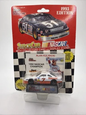 Alan Kulwicki #7 Hooters 1993 Racing Champions 1:64 Diecast NASCAR - Image 1 of 2
