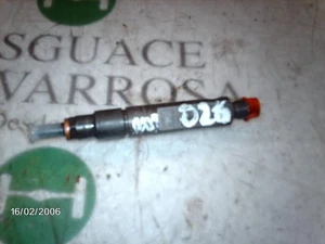 INJECTOR / 2693647 FOR VOLVO S40 BERLINA 1.9 D - Picture 1 of 3