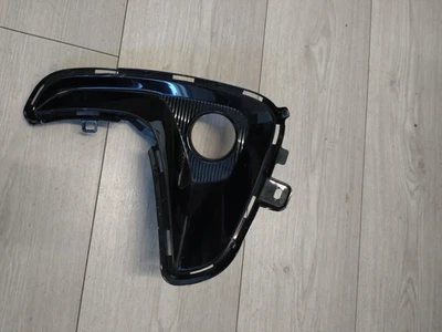 TOYOTA YARIS DELANTERO IZQUIERDO PARA LUZ ENVOLVENTE. PIEZA 52113-0D190 (AP205FC) Foto 1 de 3