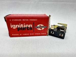 Interruptor de luz de freno SLS-96 1976-1995 Ford Products nuevo - Imagen 1 de 5
