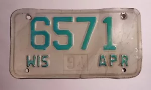 Placa de licencia de motocicleta de Wisconsin abril de 1994 - Imagen 1 de 1