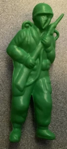 Green Plastic Army Man Parachute Figure (~1960) - Picture 1 of 2