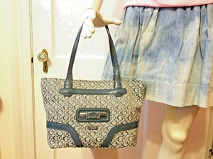 NWT Bluish-Grey GUESS Handbag - Bild 1 von 6