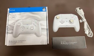 Razer Raiju Tournament Edition Mercury White PS4 Official License Controller JP - Image 1 of 4