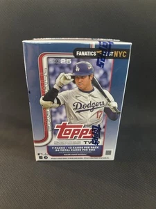 2025 Topps Series 2 Baseball Fanatics Fest NYC Exclusive Value Box Sealed - Picture 1 of 5
