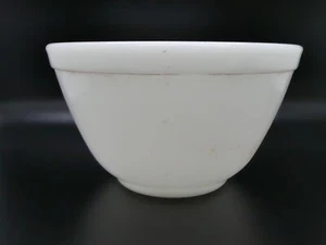 Vintage 401 ? Pyrex weiß 1/2 QT / 2 Tassen kleine Rührschüssel Glas weiß - SIEHE FOTOS - Bild 1 von 6