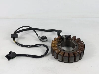 Bobina magnética del estator del alternador Suzuki Boulevard 800 M50 VZ800 2005-2009 Foto 1 de 4