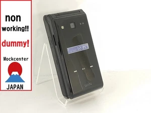 【Factice !】 TOSHIBA W41T MUSIC-HDD (couleur noir) au-japon téléphone portable qui ne fonctionne pas - Photo 1 sur 3