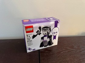 LEGO Seasonal 40203 Vampire and Bat - Halloween Spooky (New/Sealed) Retired