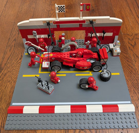 LEGO Racers Ferrari F1 Pit Set 8375 COMPLETE Set w/ Box & Manual
